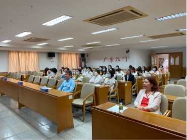 230331市自然资源局召开“巾帼心向党•奋进新征程”“三八”妇女节专题讲座 (3).jpg